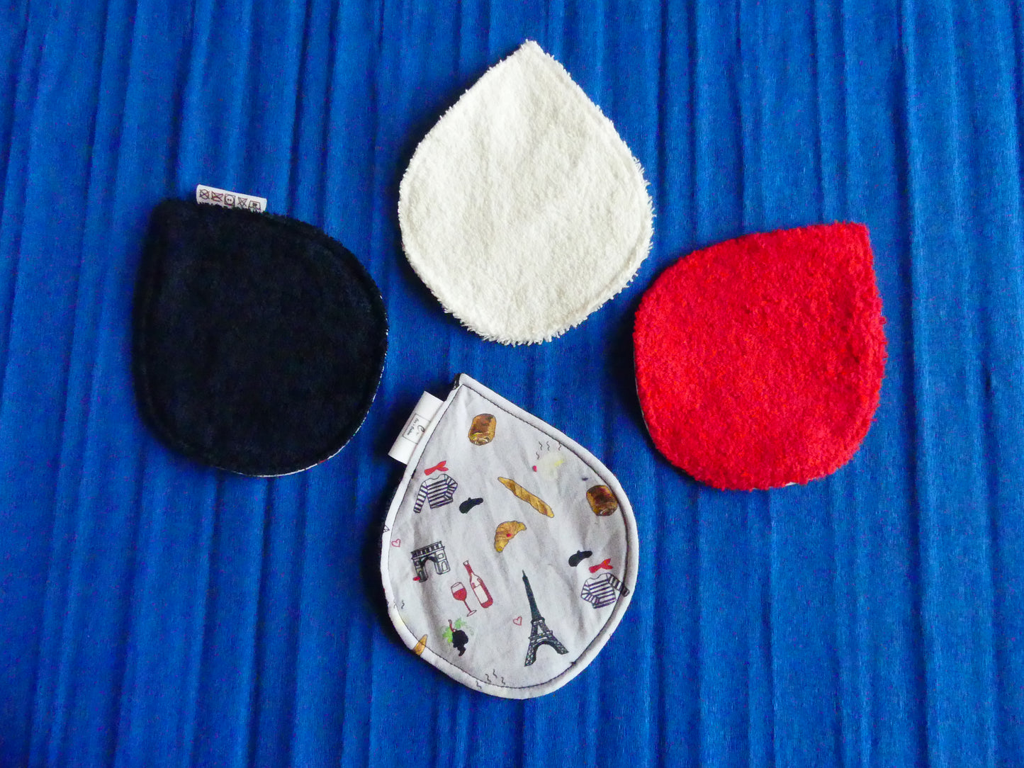 PROMO ! 1 lot de 3 lingettes lavable "goutte" + 1 Gratuit